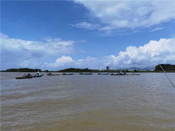 严厉打击!广海镇查处涉渔“三无”船舶 守护平安“休渔期”1.jpg