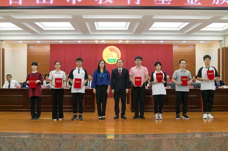 微信图片_20250825091200.jpg