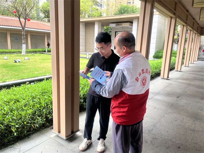 进社区02.jpg
