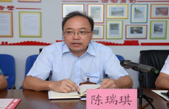 7月3日,市委常委陈瑞琪在海宴镇永和联络站接访1