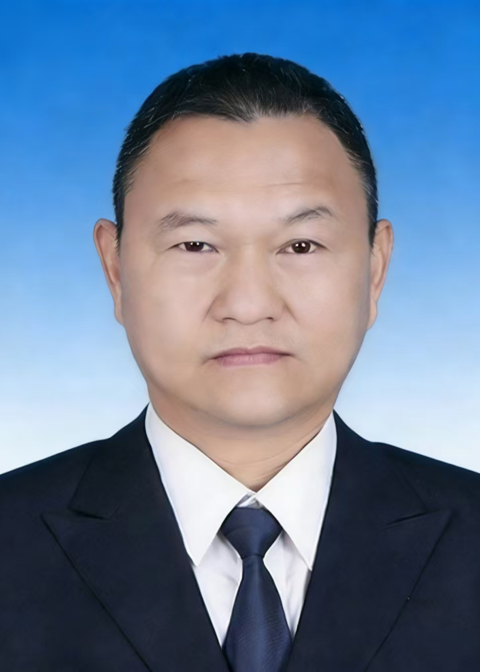 黄伟声一寸.jpg